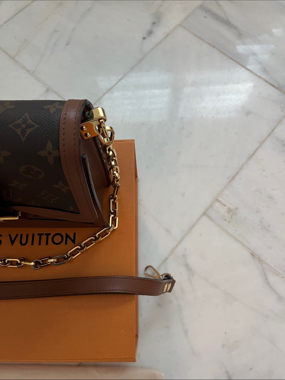 Louis Vuitton, Monogram Canvas Shoulder Bag with Brown Trim and Gold Hardware - Picture 6 of 15